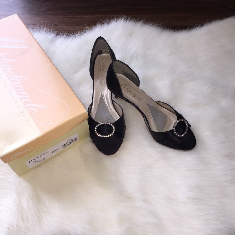 The perfect wedding shoe!